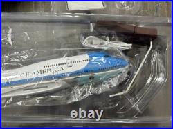 18 1150 United States Air Force Boeing B747 Planes Model WithLight Wheel Diecast 18 1150 United States Air Force Boeing B747 Planes Model WithLight Wheel Diecast