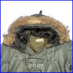 1960s US Air Force Parka N-3B Size Med Southern Athletic Vintage Coyote Conmar