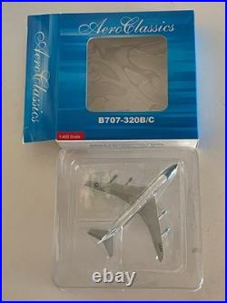 Aeroclassics USAF United States Air Force Boeing 707-300 1400 72-7000 AC18201B