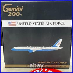 Gemini 1/200 United States Air Force Boeing VC-32A Diecast model G2AFO164 Gemini 1/200 United States Air Force Boeing VC-32A Diecast model G2AFO164