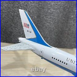 Gemini 1/200 United States Air Force Boeing VC-32A Diecast model G2AFO164