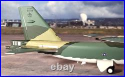 Herpa Models United States Air Force Boeing B-52 Stratofortress 1200 Scale RARE