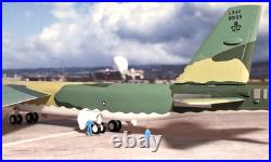 Herpa Models United States Air Force Boeing B-52 Stratofortress 1200 Scale RARE