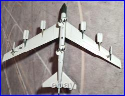 Herpa Models United States Air Force Boeing B-52 Stratofortress 1200 Scale RARE