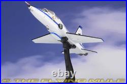 Hobby Master 172 T-38A Talon USAF #65-10363 Blackbird Chase Aircraft Hobby Master 172 T-38A Talon USAF #65-10363 Blackbird Chase Aircraft