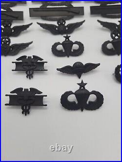 MILITARY Vintage ARMY Navy AIR FORCE Pilot Rifle Medic Black Wings Pins USA