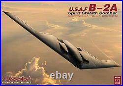 Model collect 1/72 the United States Air Force B-2A Spirit stealth. From Japan