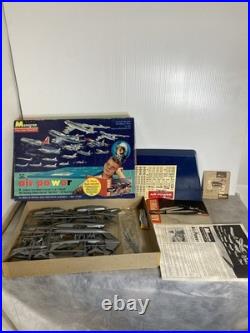 Monogram 1959 Original US Air Force Air Power 18 Plane Models Complete PA56 398