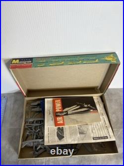 Monogram 1959 Original US Air Force Air Power 18 Plane Models Complete PA56 398