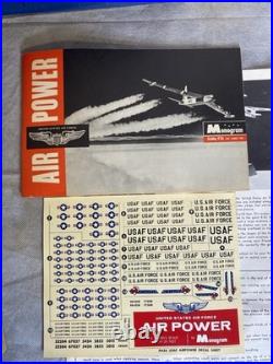 Monogram 1959 Original US Air Force Air Power 18 Plane Models Complete PA56 398
