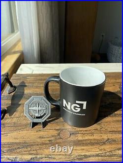 Northrop Grumman B-21 Raider Roll Out Dec. 2022 Rare Challenge Coin and Mug