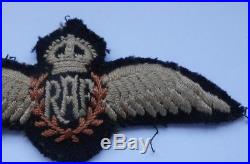RAF Royal Air Force pilots wings second war vintage silk padded