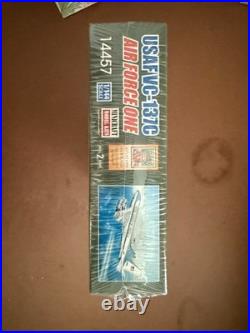 Rare Air Force One model. USAF VC-137C (PRE-747). Aviation Heritage Collection