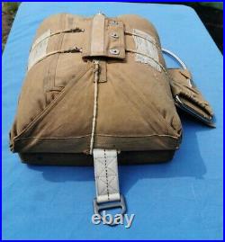 Repro ww2 RAF harnessuit detachable seat parachute pack
