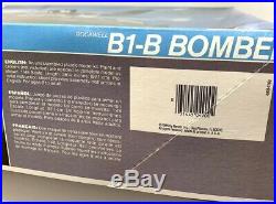 Revell Kit 4900 US Air Force Rockwell B-1B Nuclear Bomber RARE 1/48 Vtg Model 85