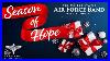 Season_Of_Hope_Student_Livestream_Featuring_The_United_States_Air_Force_Band_And_Singing_Sergeants_01_qjrl