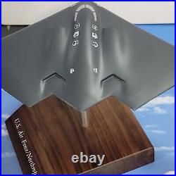 UNITED STATES Airforce Airplane B2 stealth bomber BOXED immaculate display