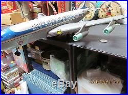 UNITED STATES OF AMERICA BATTERY OPERATED AIRPLANE USAF LARGE TIN 60s WORKS 19