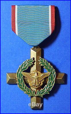 United States Vietnam War Air Force Cross Medal H8141