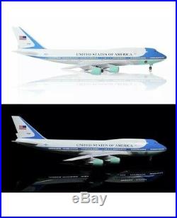 USAF Air Force One Boeing 747-400 With LED Lighting Desk 1/130 Model Airplane