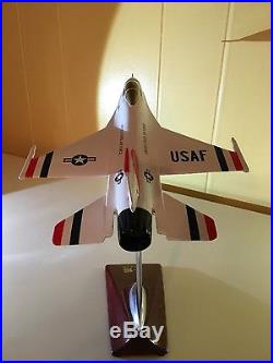 USAF Airplane Thunderbird F-16 SCALE 1/48 Fiberglass