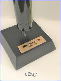 USAF Boeing LGM-30G Minuteman III ICBM Missile Prototype Desk Top 1/44 MC Model