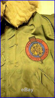 USAF CONTRACT 1950's TO VIETNAM 3 PATCH FLIGHT JACKET N2B WITH ATTACHED HOOD