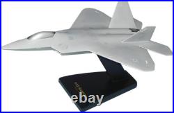 USAF Lockheed Boeing F-22 Raptor Langley AFB Desk Display Model 1/72 SC Airplane