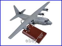 USAF Lockheed Martin AC-130J Ghostrider Gunship Desk Top Model 1/100 SC Airplane