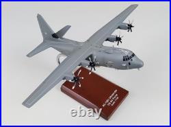 USAF Lockheed Martin AC-130J Ghostrider Gunship Desk Top Model 1/100 SC Airplane
