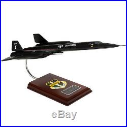 USAF Lockheed SR-71A Blackbird Desk Top Display Model 1/63 Aircraft ES Airplane
