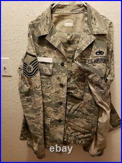 US Air Force Mens Camo Utility Jacket Top 44L Pants 34R Technical Sergeant