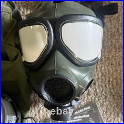 U. S AIR FORCE Military Full Face GAS MASK New, still in bag