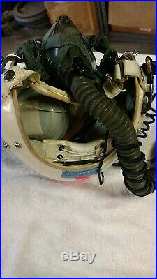 U. S Air Force Type Flight Helmet With Oxygen Mask And Bayonet