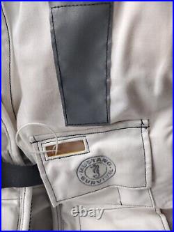 U. S. Navy Life Preserve vest for deck crew Size L White military
