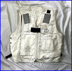 U. S. Navy Life Preserve vest for deck crew Size L White military No cylinder