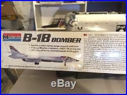 VINTAGE U. S. AIR FORCE B-1B BOMBER MODEL KIT COMPLETE in BOX! UNOPENED
