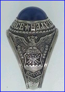 VINTAGE United States Air Force Jostens 10k Gold Blue Star Sapphire Ring