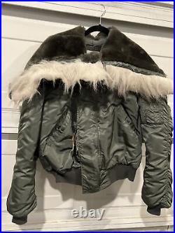 VTG USA Air Force Flying Man's Bomber Jacket with cold weather hood size XL