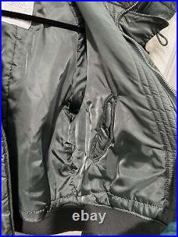 VTG USA Air Force Flying Man's Bomber Jacket with cold weather hood size XL