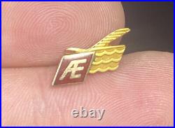 Vintage 10k FE Flight Engineer Pin Wings Yellow Gold Militaria