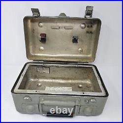 Vintage 1968 US Airforce Army Zero Manufacturing Waterproof Pressure Flight Case