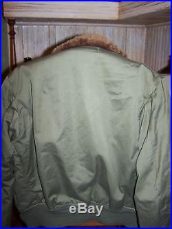 Vintage ARMY AIR FORCES Flight Jacket 36 Bomber Fur Collar Rough Wear Clothing