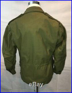 Vintage Air Force Men's M-65 Vietnam Field Jacket With Hood Size Med Short