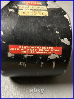 Vintage USAF Raytheon Horsehoe Magnet US Air Force Radar Jammer
