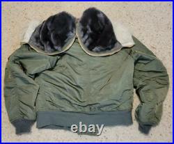 Vintage US Air Force N-2B Flying Man's Heavy Jacket Attached Fur Lined Hood Coat
