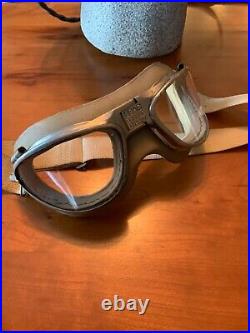 WWII US Army Air Force Type A-11 Leather Flying Helmet Wired withGoggles & O2 Mask